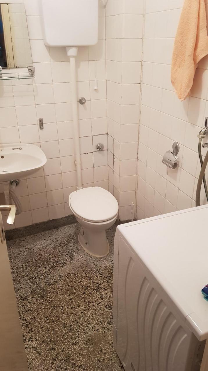 Baston Rent Apartment Podgorica Bagian luar foto
